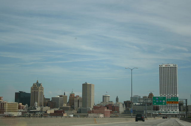 Daytime view of the Milwaukee skyline from the Hoan Bridge